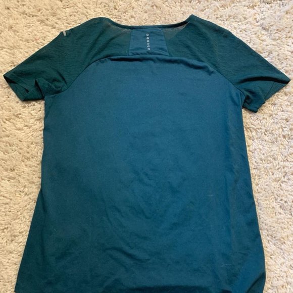 Running shirt - Picture 2 of 2